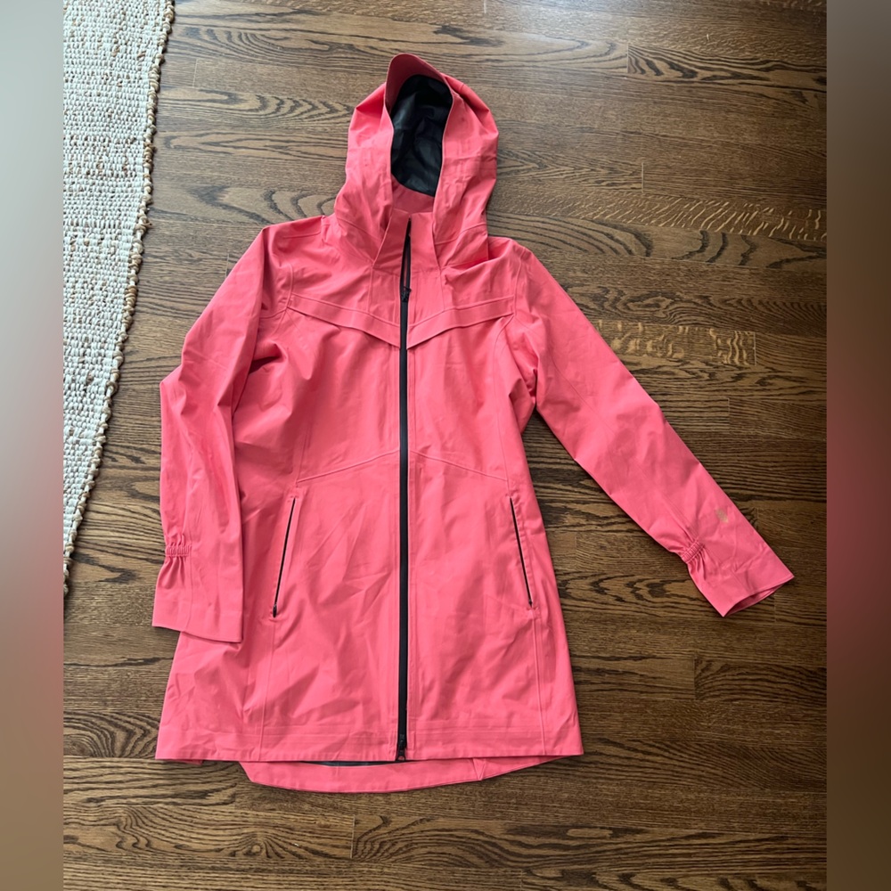 Indygena rain coat size medium